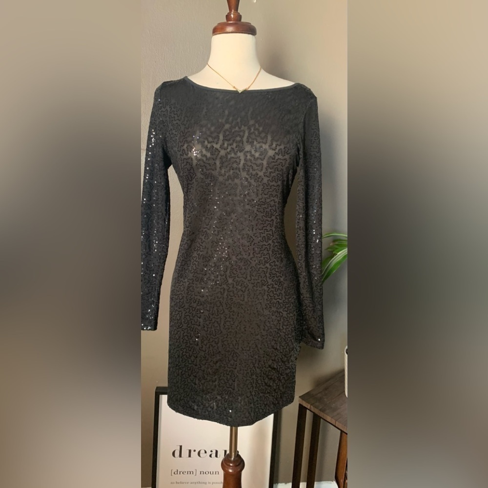 Kenzie 🖤 ⚡️⭐️ bedazzled Mini dress- Small/Med - Picture 4 of 9